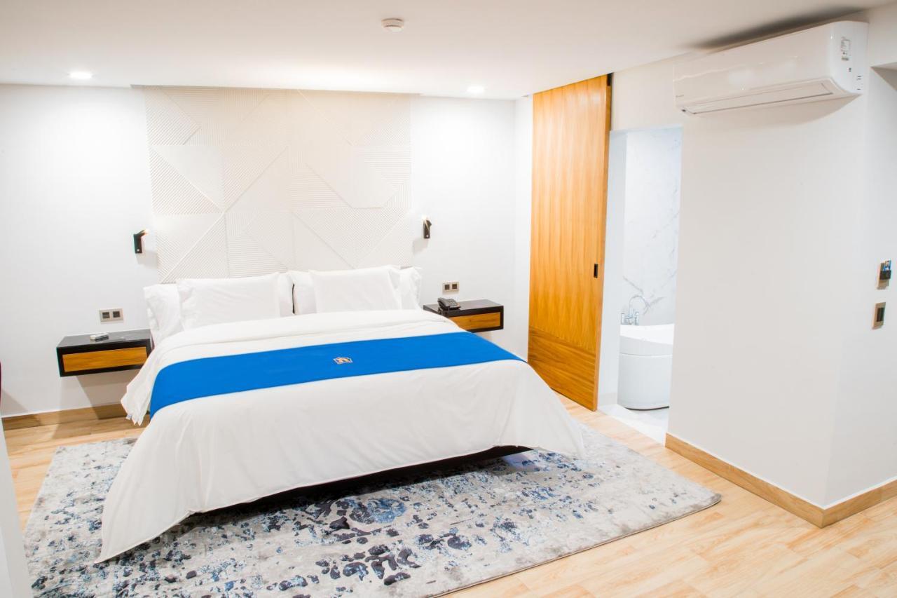 Rame Hotel Boutique Guadalajara Bagian luar foto A bedroom at the hotel