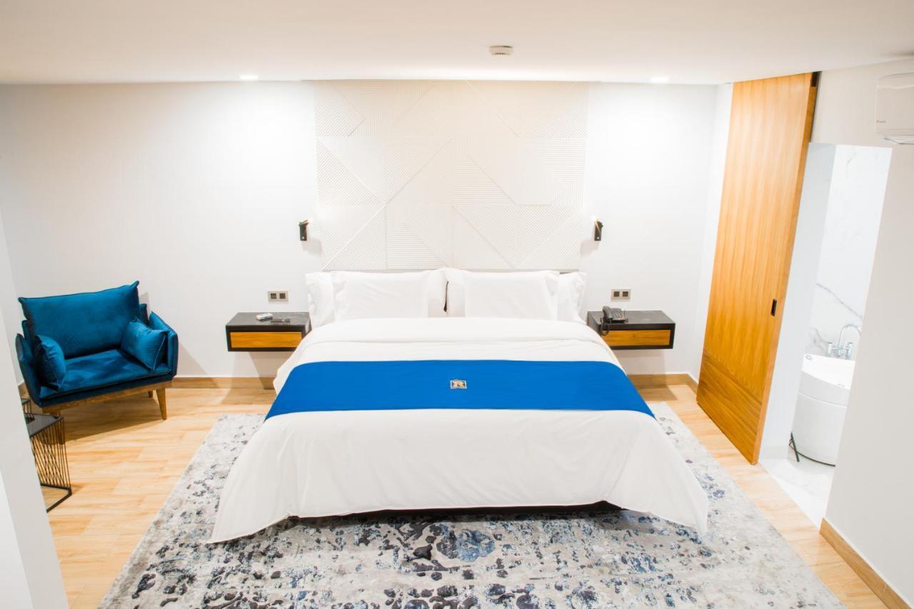 Rame Hotel Boutique Guadalajara Bagian luar foto A bed runner